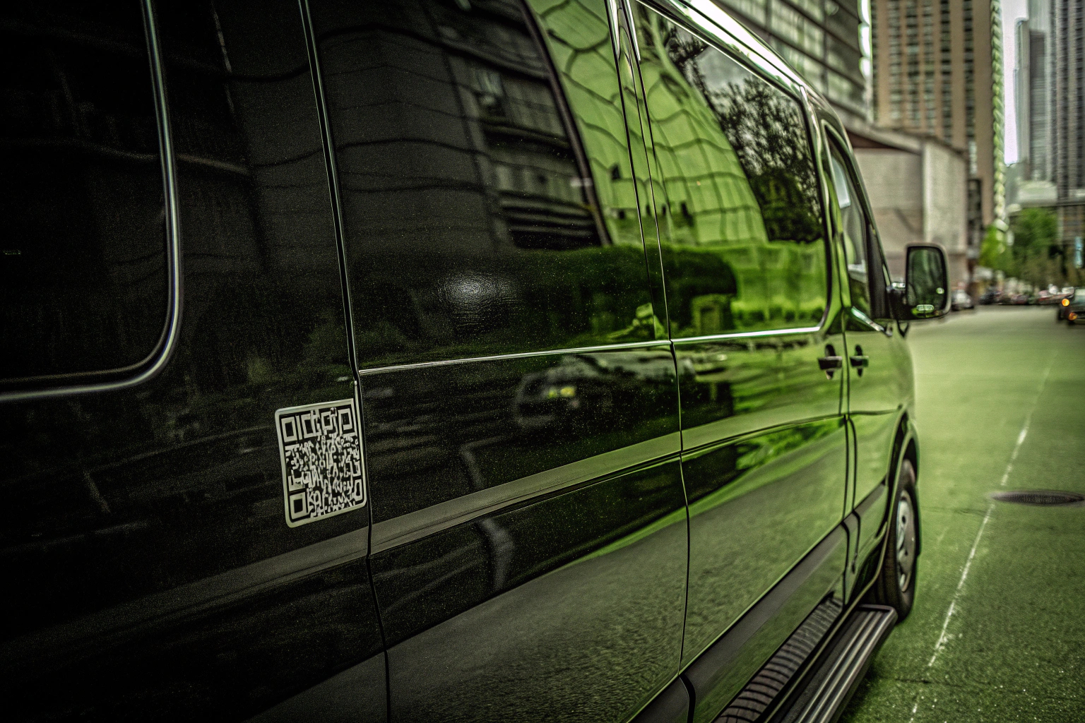 QR-Code auf Firmenwagen