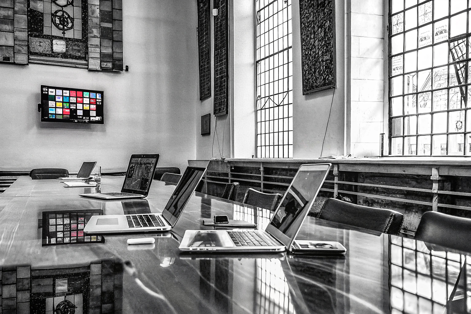 Unternehmer diskutieren digitale Strategie